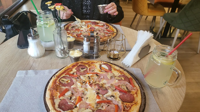 Pizza rumenita